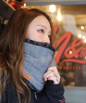 ROBIN NECK WARMER ソフトデニム&ブラックレオパード