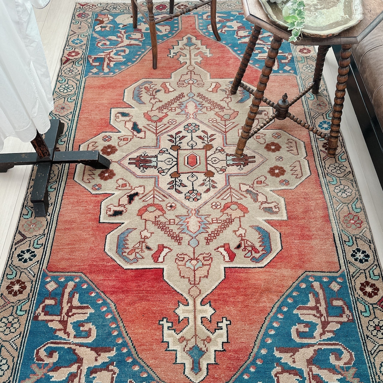 トルコ ヴィンテージラグ TR012 | ニーデ | 141cm × 249cm