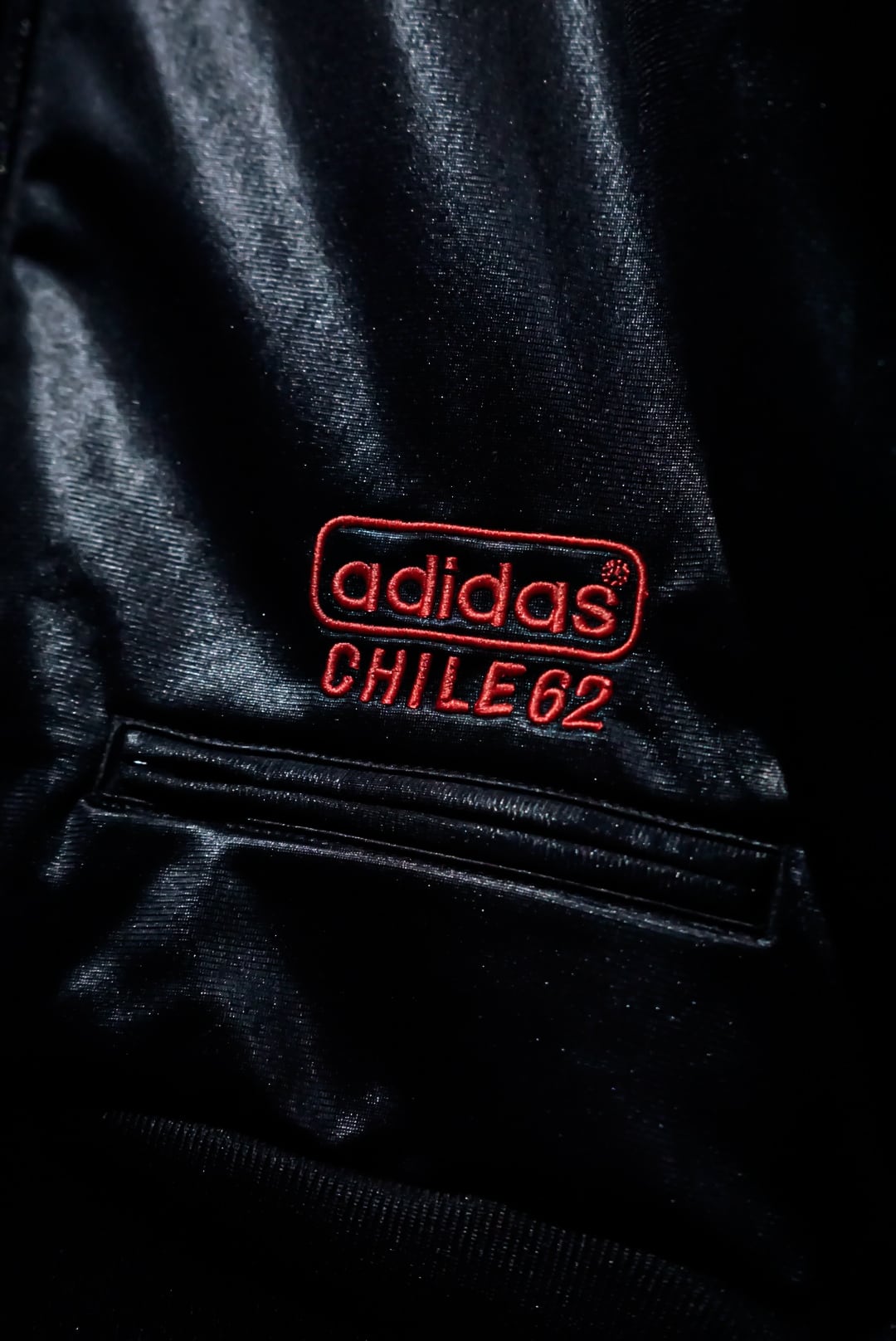 adidas CHILE62 万国タグ ジップアップパーカートラックジャケットS adidas CHILE62 万国タグ ジップアップパーカートラック