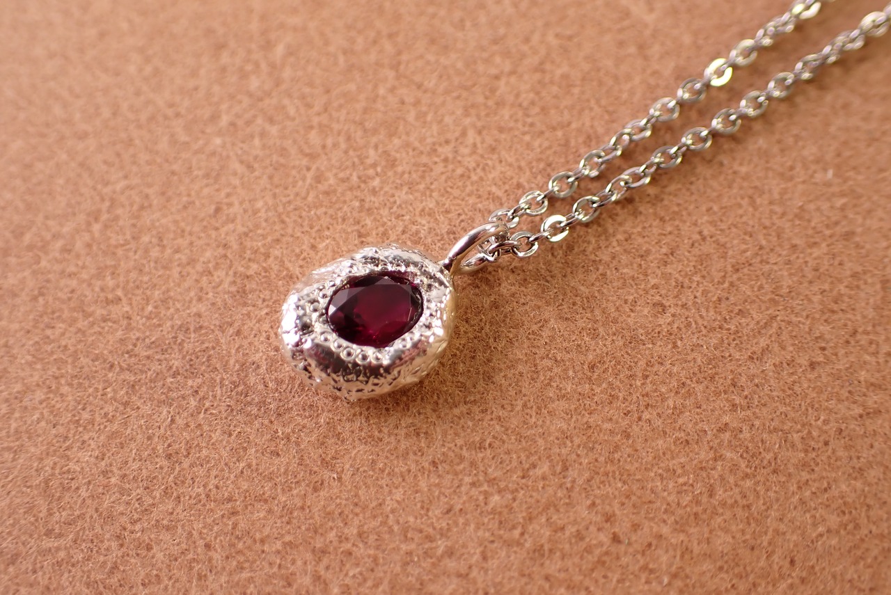 オパールペンダントトップ ブラス(真鍮) [D11‐94]