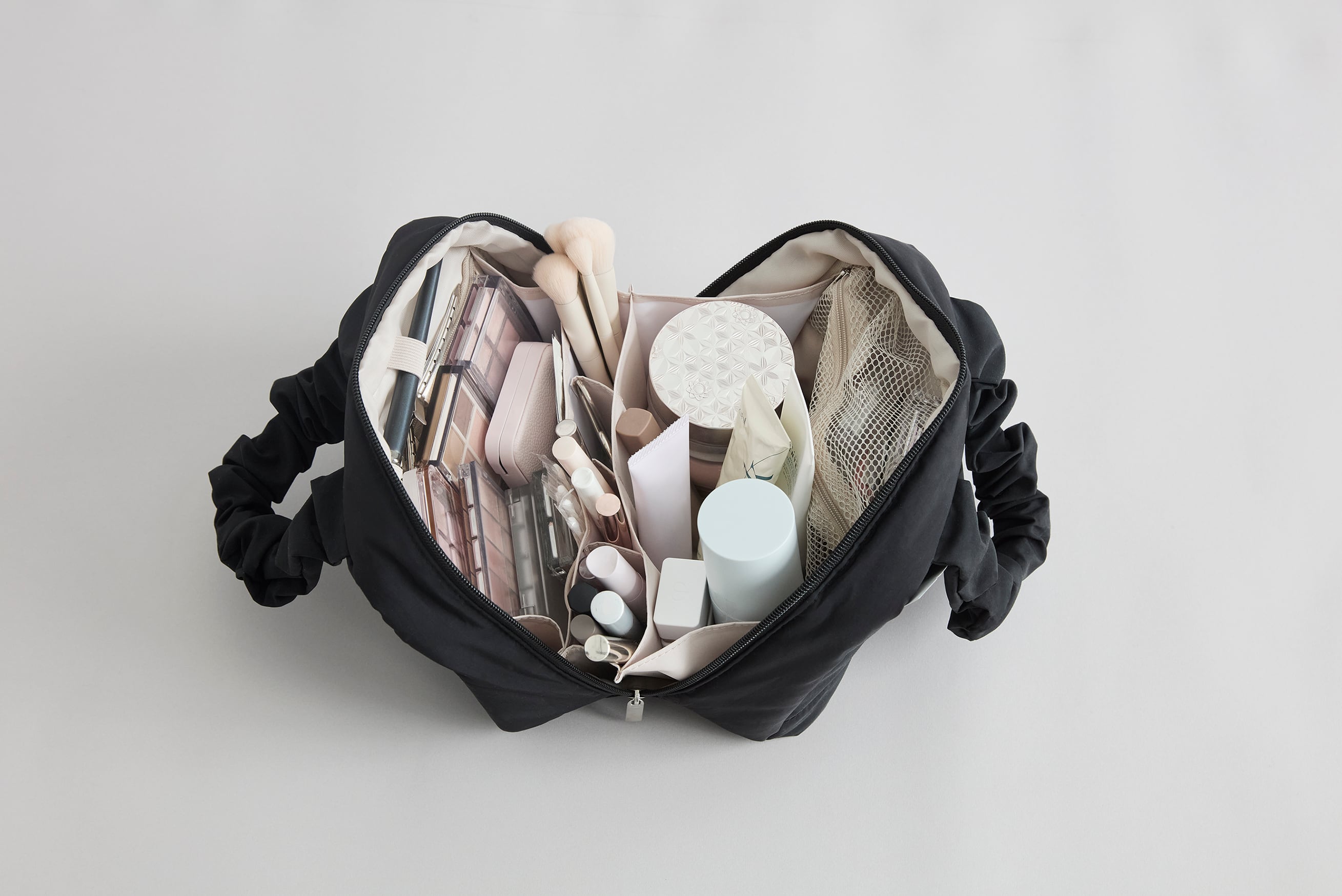 BRILMY ONLINE STORE限定】ZUBORA COSME POUCH L-size | BRILMY