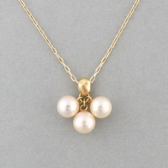 Akoya baroque pearl bunch necklace