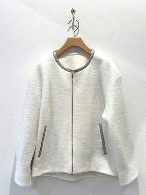 ノーカラーウールコート