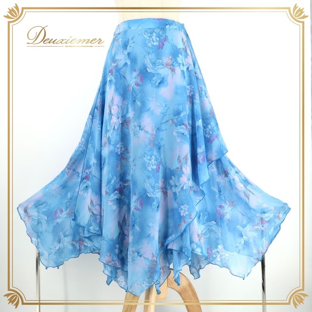 社交ダンス 衣装 Sanline サンリーヌ スカート レッスンウェア ブルー系 花柄 植物柄 フラワープリント フレア アシンメトリー 透け感 シースルー 軽やか さわやか 華やか かわいい おしゃれ 上品 大人っぽい 水色 白 紫 ホワイト系 ピンク系 パープル系 ダンス 練習 レッスン ダンス衣装 練習着