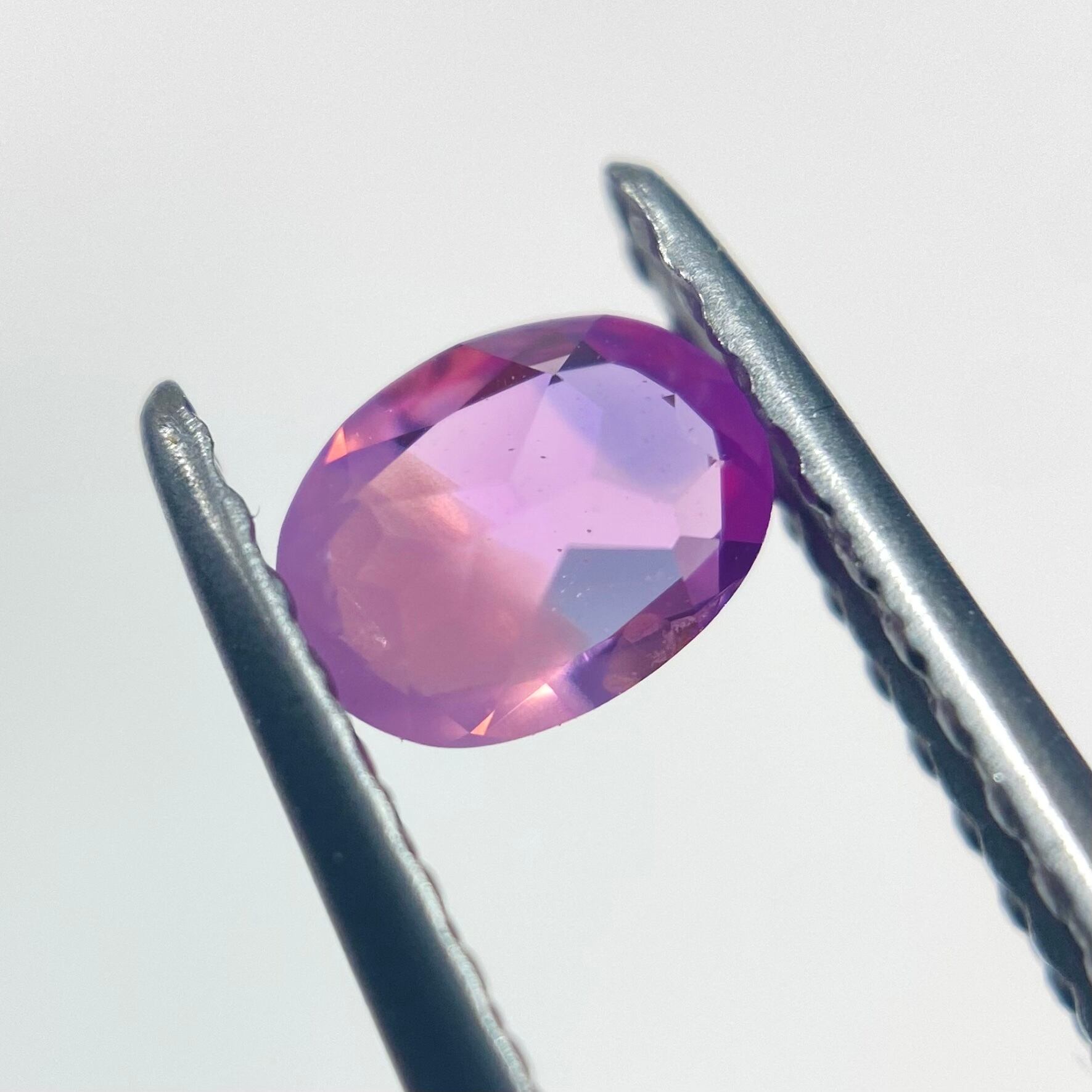 いちごミルクなバイカラーサファイア