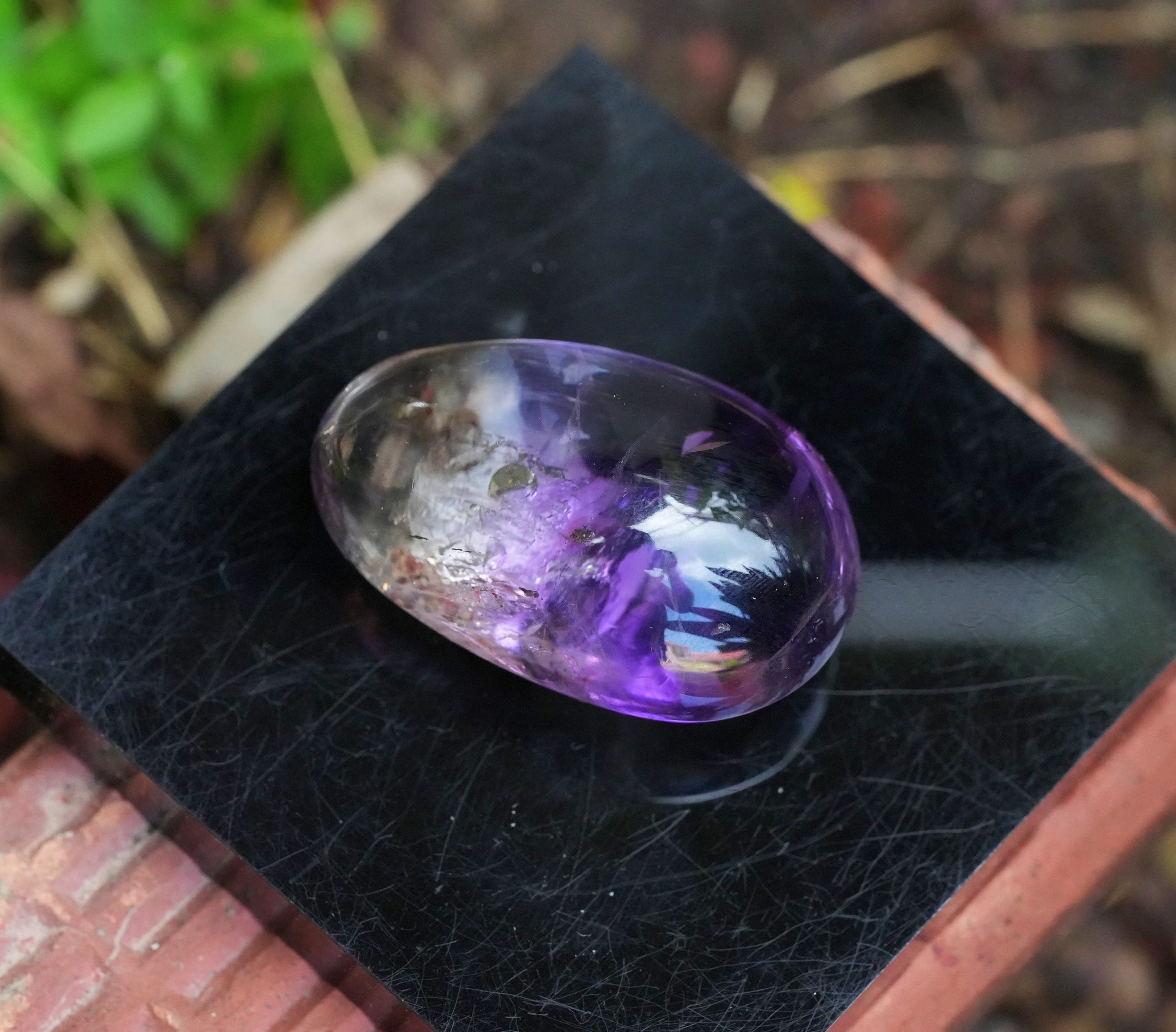 天然石　アメジスト アメシスト水入り 大粒 たっぷり 古代の水晶 s1614 | Funky garuda