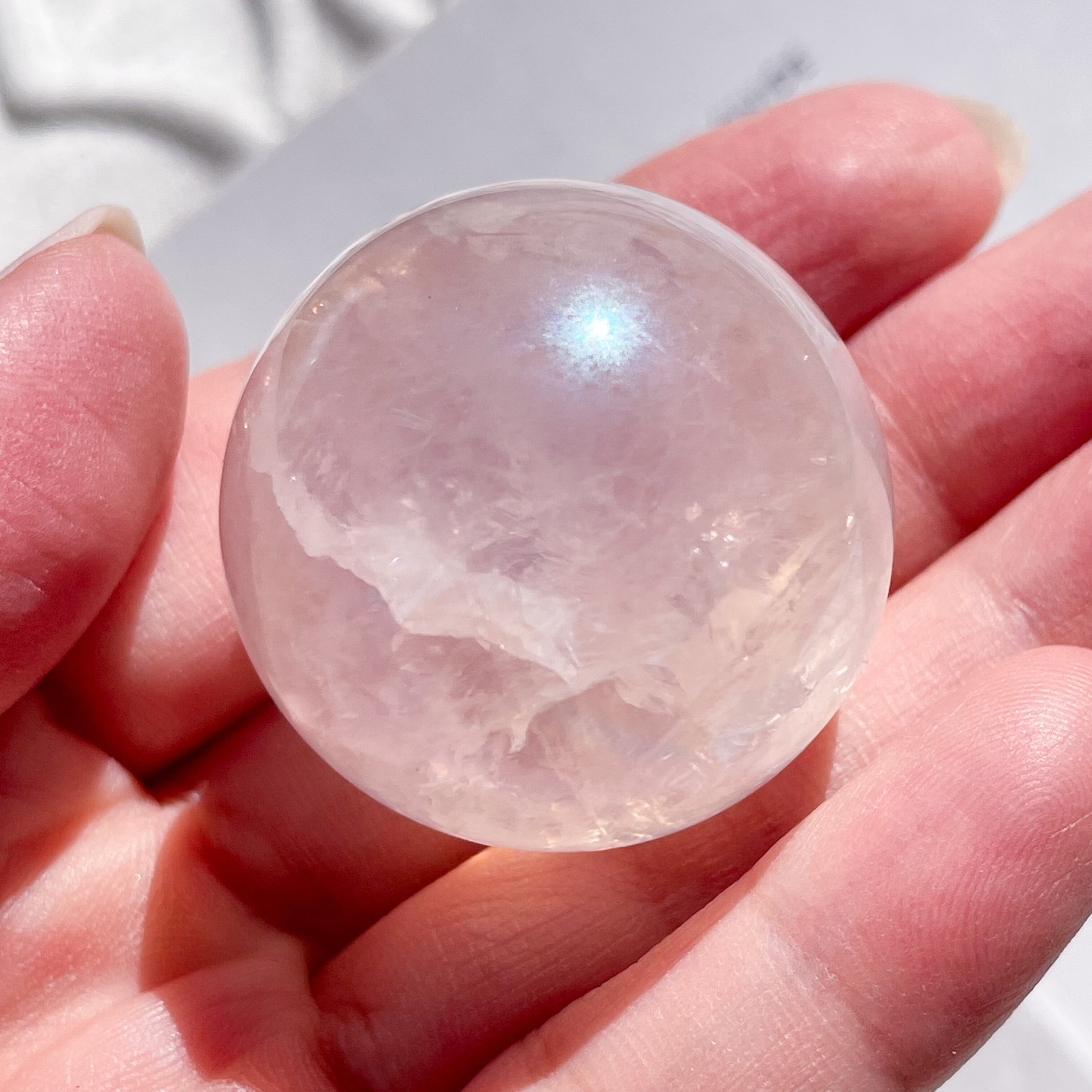 Aura Rose Quartz Sphere 11 ✧ オーラローズクォーツ | FLUXY - 天然石と鉱物のお店 フラクシー powered  by BASE