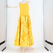 フラダンス 衣装 T&L MUUMUU FACTORY ムームーファクトリー ワンピース ハワイ製 オレンジ系 ハワイアンプリント キャミソールドレス アロハ フラ ダンス レッスン 練習 花柄 植物柄 イエロー系 橙 黄 華やか 鮮やか かわいい おしゃれ 上品 レディース ハワイアン ドレス キッズ コーデ 夏 リゾート 旅行 オレンジ イエロー 花 フラワー リーフ ボタニカル柄 キャミワンピ かぶり 膝下 フレア フレアスカート ふんわり エレガント 南国 ハワイ ハワイアン雑貨 ムームー