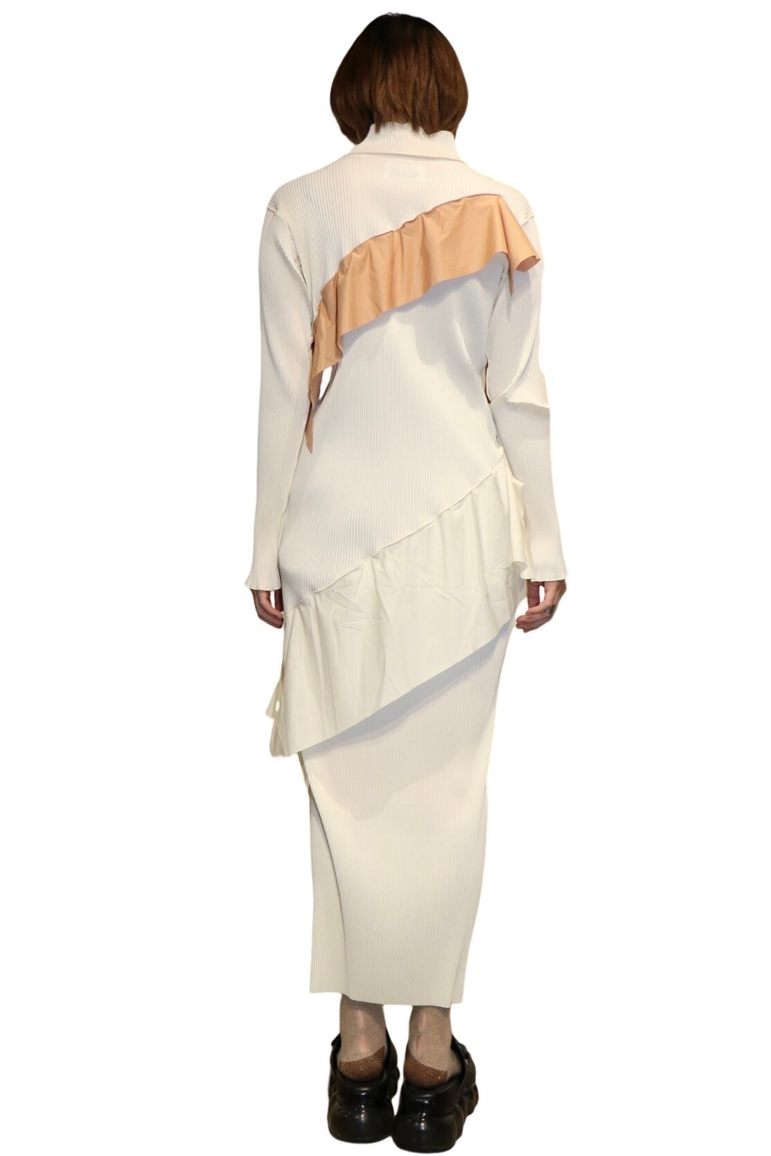 kotohayokozawa Todo wave long sleeve dress Highneck type(CREAM