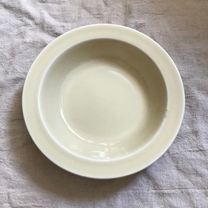 アラビアの優しい黄色の深皿