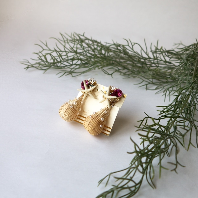パールラタンシービジュー ピアス/イヤリング