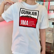 四角　白　半袖Tシャツ