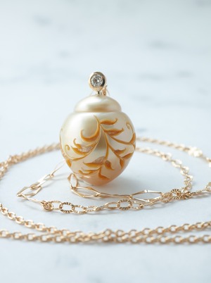 Carving Pearl Necklace - Arabesque K18