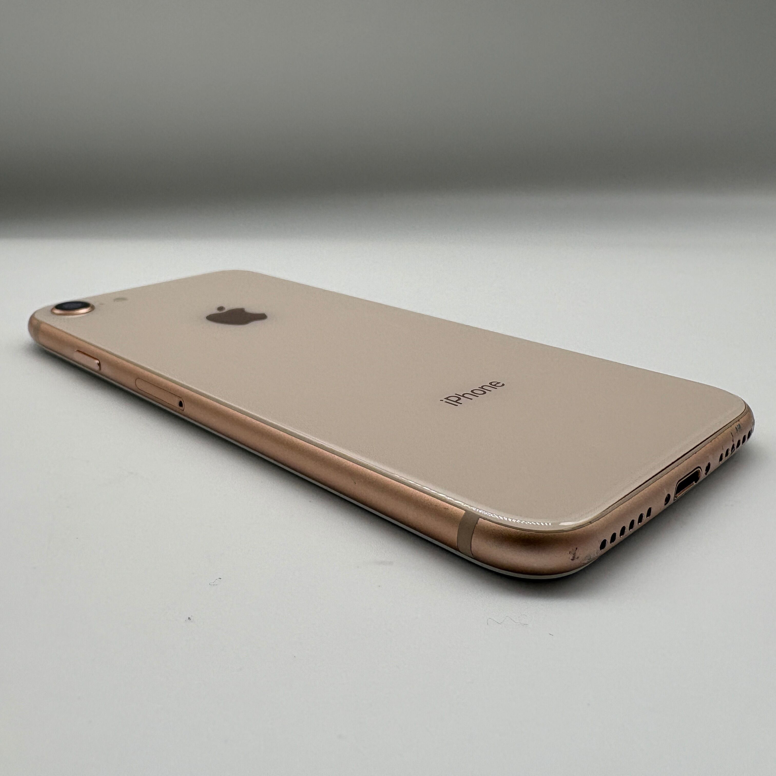 【美品】iPhone8 64GB ゴールド SIMロック有(Softbank) iPhone8 64GB ゴールド アイフォン本体 SIMフリー SIMロック解除済み