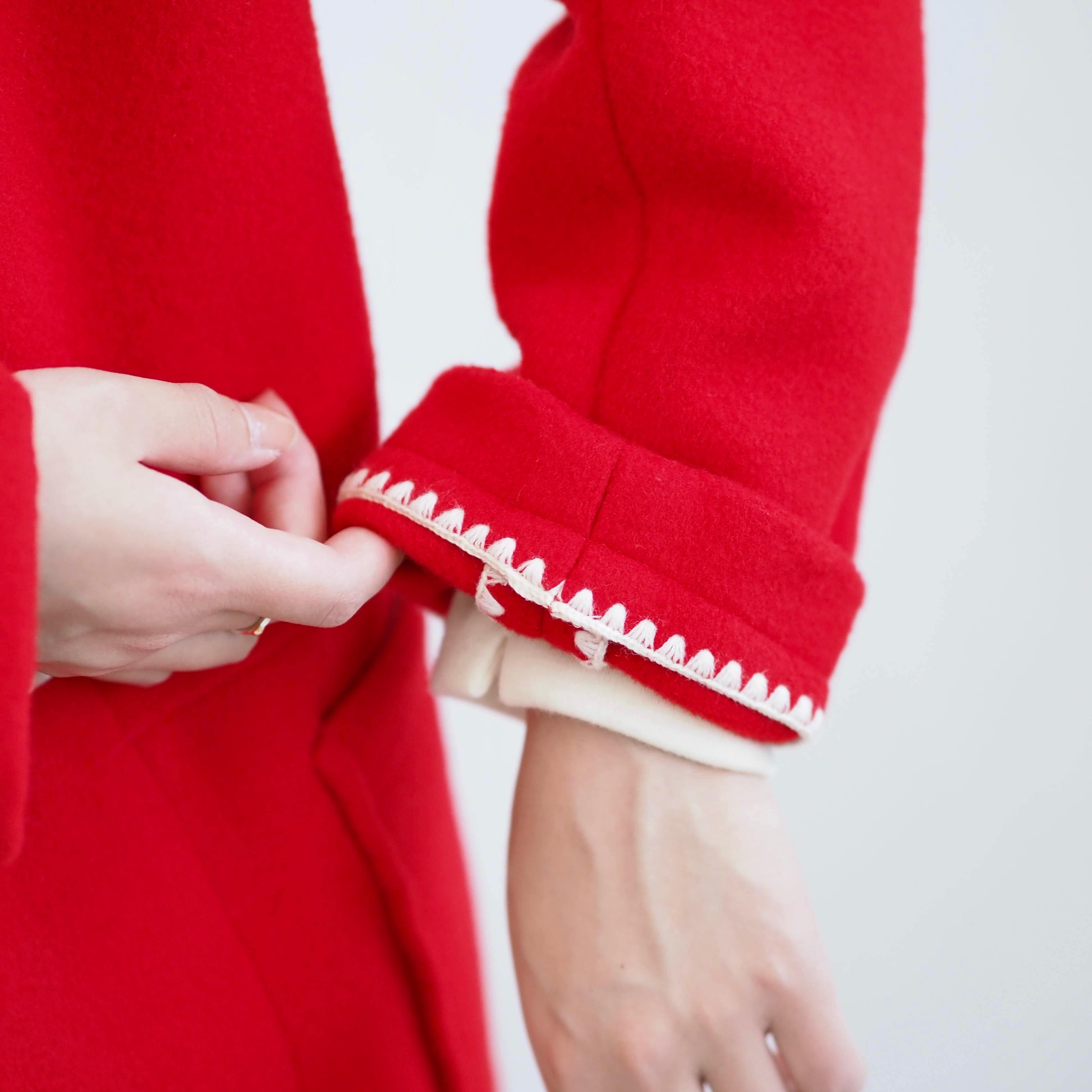 値段交渉可‼ 高品質 ハンガリー製 SIMOLA ダッフルコート 赤 297 値段交渉可‼ 高品質 ハンガリー製 SIMOLA ダッフルコート 赤 297