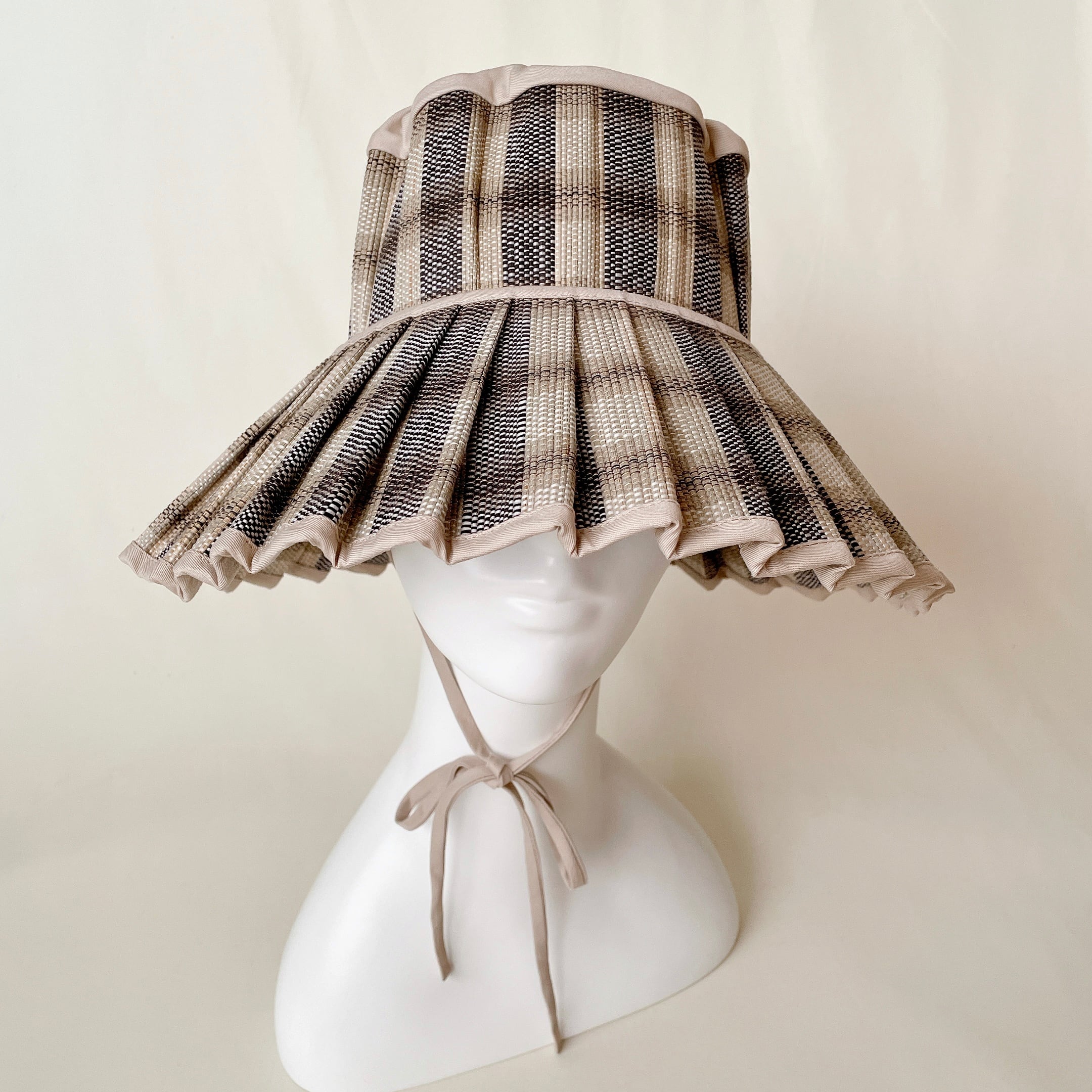 LORNA MURRAY Orient Bespoke Capri Hat-