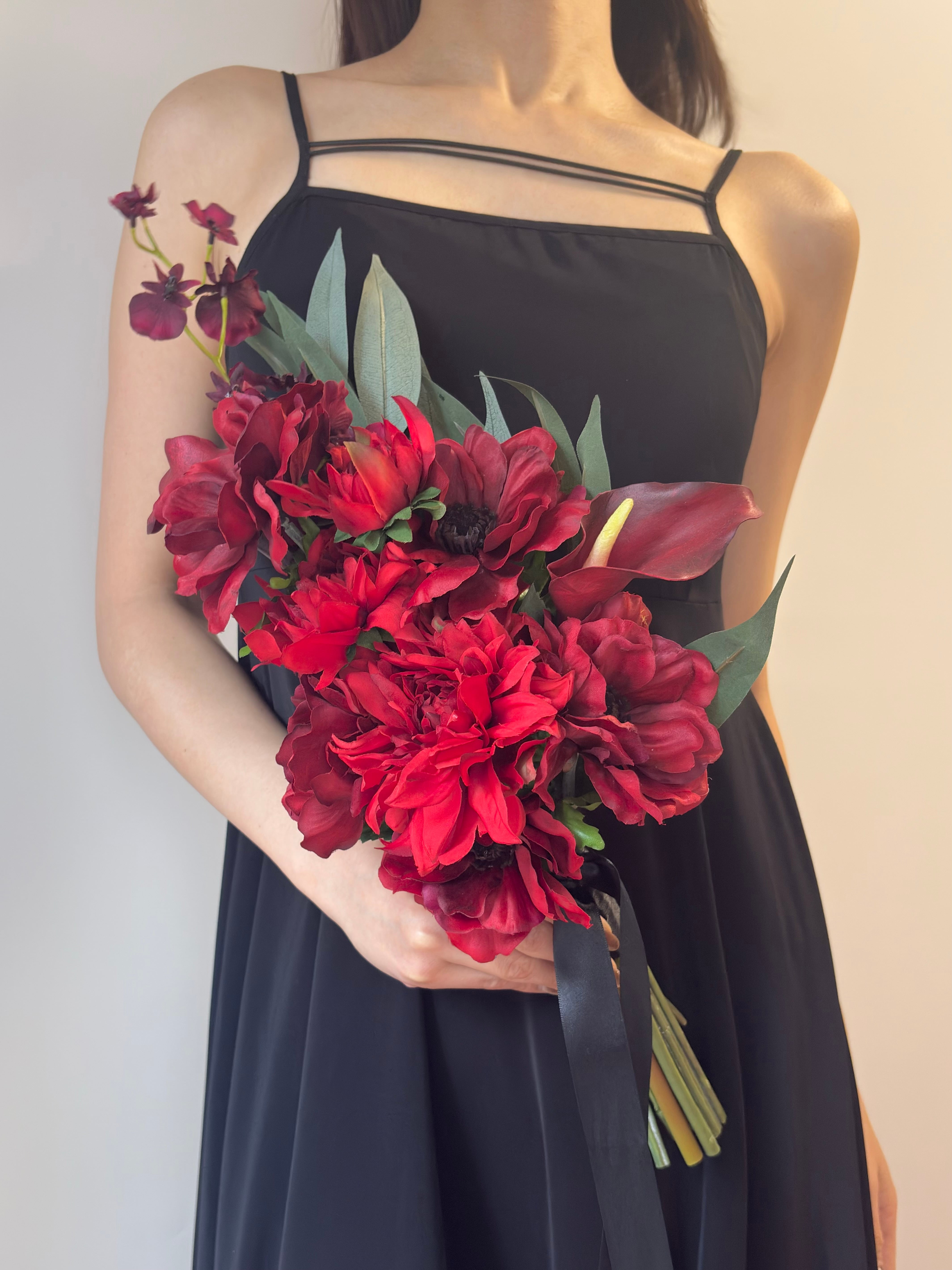 ブートニア付】ボルドーカラーの造花ウェディングブーケ｜シックな結婚