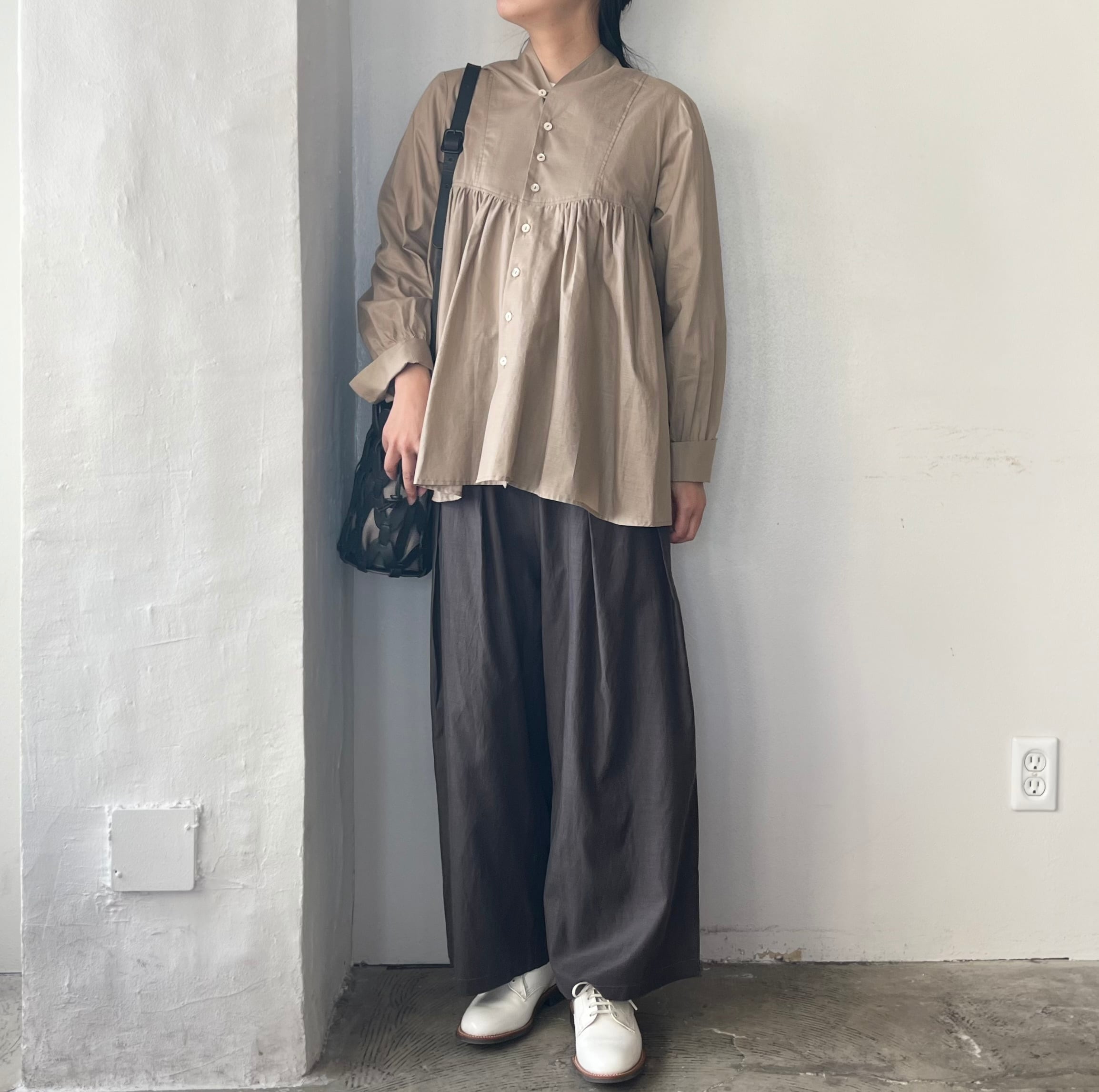 the last flower of the afternoon 静寂の欠片 Funnel neck shirt(ファネルネックシャツ)