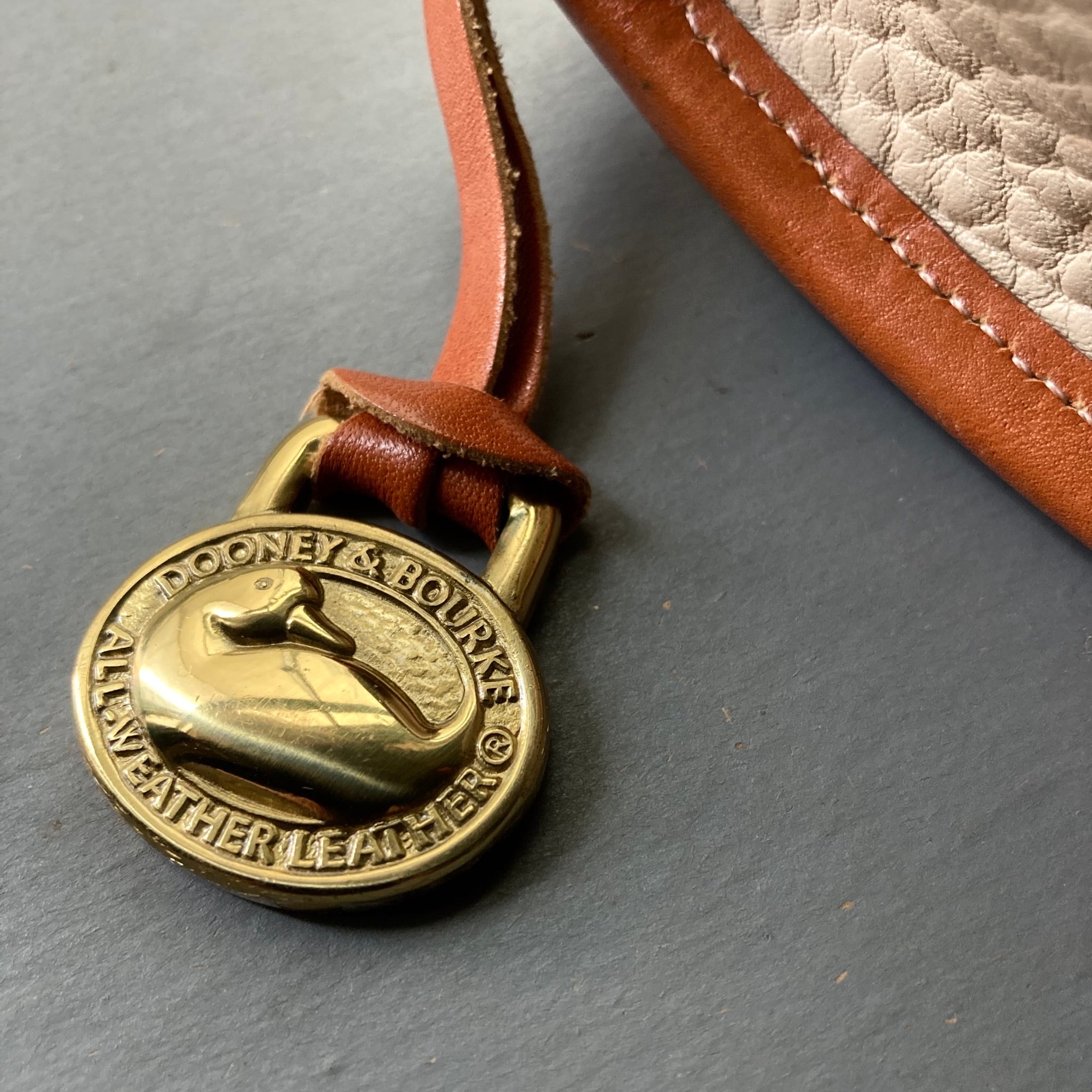 1980s 【Dooney & Bourke】Leather Mini Shoulder Bag / ドゥーニー