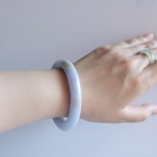 【内径 約56mm】ラベンダーカラーが美しいバングル lavender/princess A貨翡翠 jd_bg1077