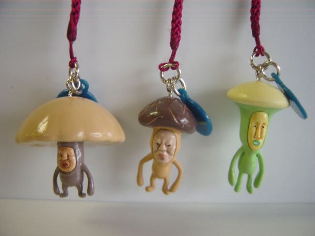 ♯ipi06JCこびとずかんキノコビトさん発見!根付3種 | Pay ID