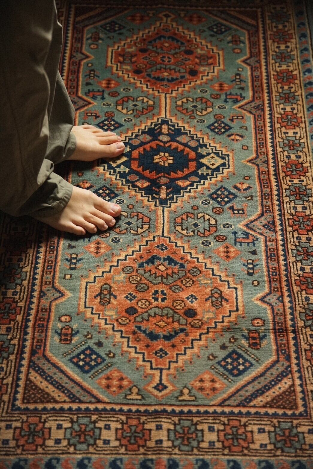 1103-Vintage shirvan rug