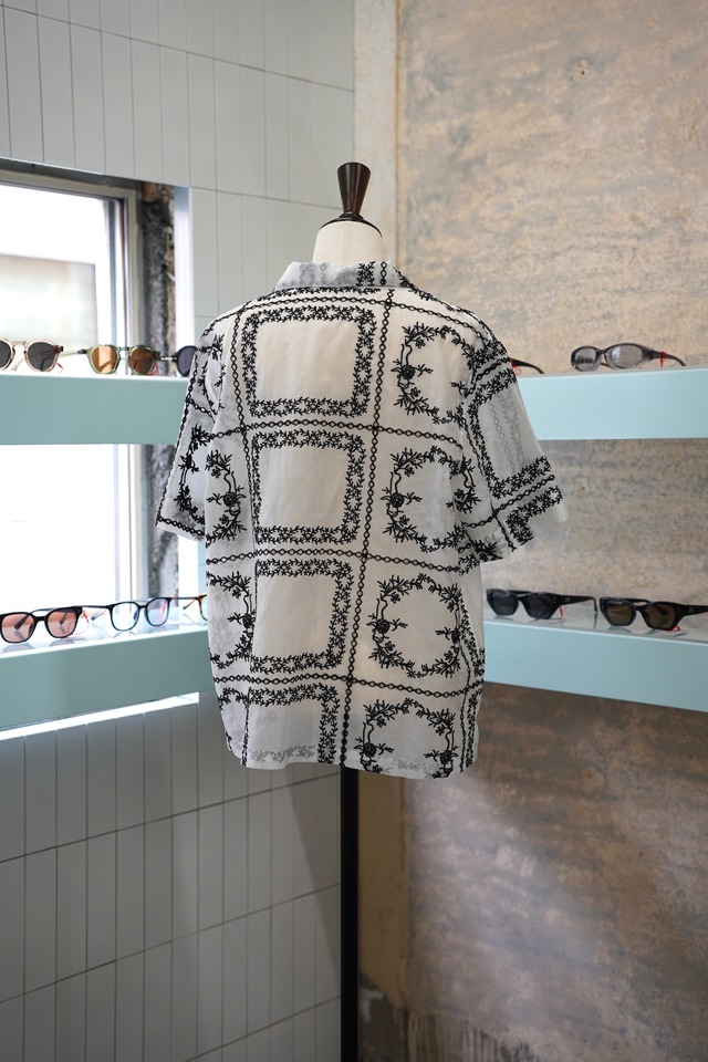 SUKE SISYU SHORT SLEEVE SHIRT