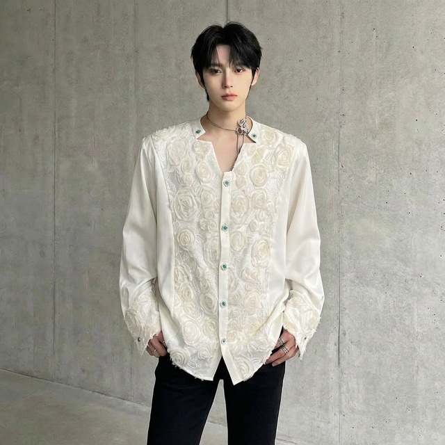 ローズエンブロイダリー Vネックエレガントシャツ D11836