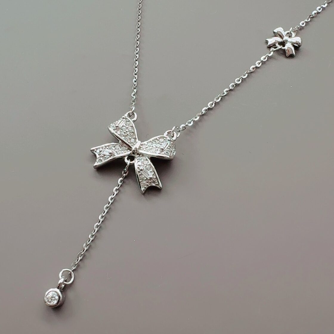 さ133 光のパワーでモテ力アップ リボンが紡ぐ 縁結び 【恋愛運】縁リボン マチュラダイヤモンド ネックレス さくら先生 風水 強力 運気改善  アクセサリー お守り 吉方位 恋愛運 パワーストーン おまじない 出逢い 出会い 片思い 好かれる 復縁 両想い 開運 結ぶ 両縁結び ...