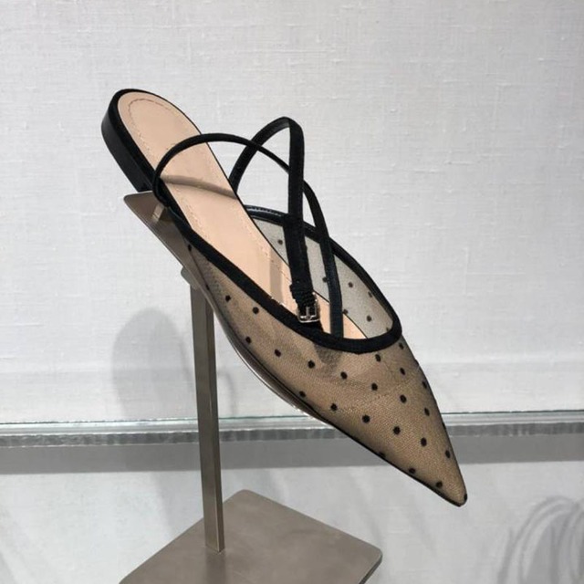 レディース ドット柄 アンクルストラップメッシュパンプス ポインテッドトゥ レース 韓国ファッション オルチャン / Point mesh pointed toe flat pumps (DCT-584877159760)