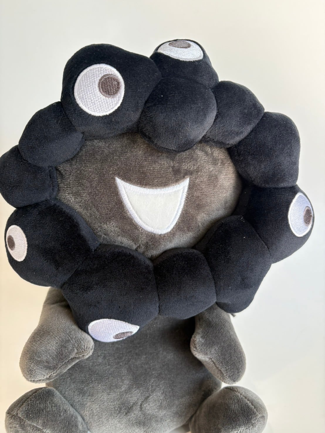 第1次受注】EXPO2025 ミャクミャク お手玉風ぬいぐるみ(M) 黒