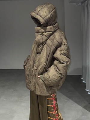 monster down jacket / washed khaki
