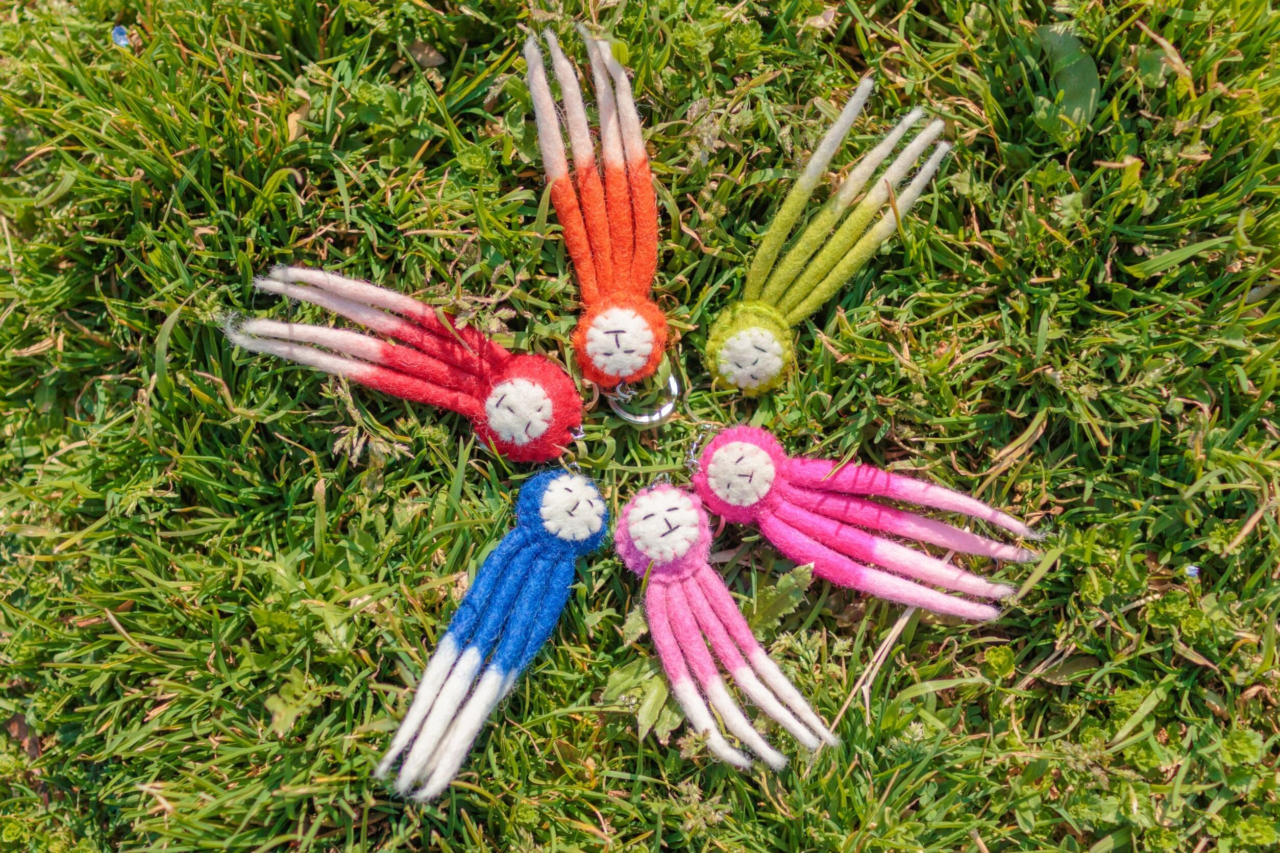 ネパール産の手作り品です。