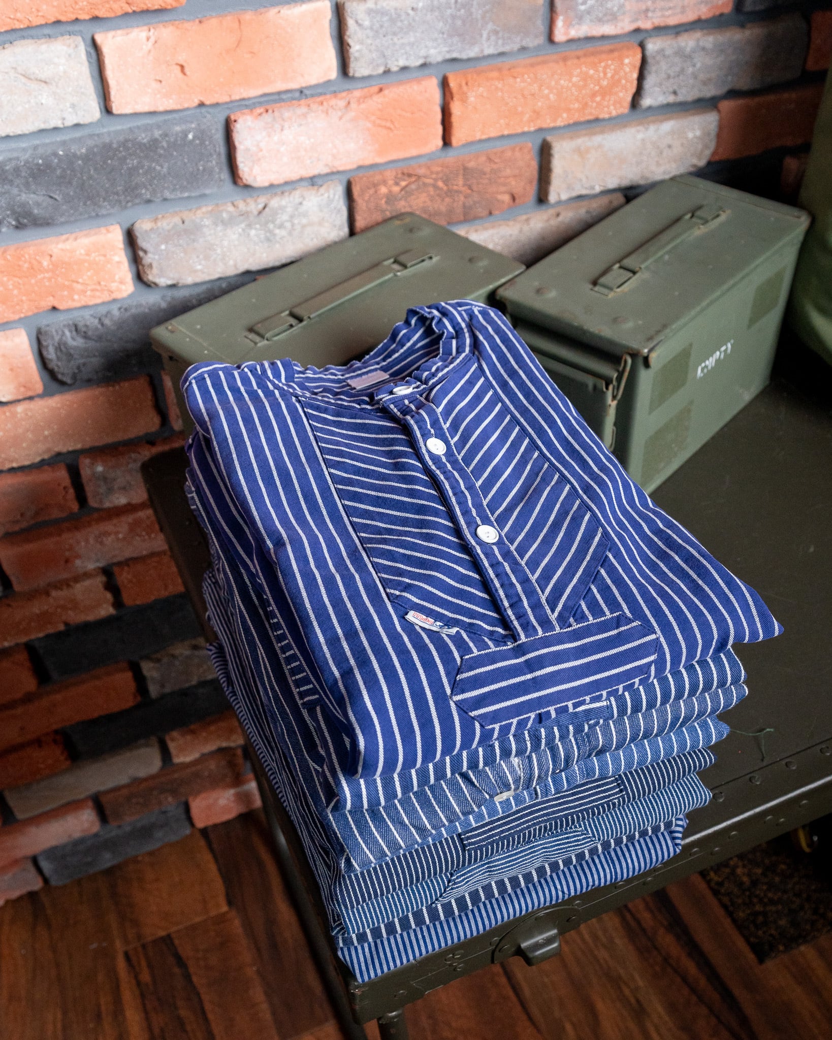 シャツケース ドイツ製ヴィンテージ X-LARGE】Germany Fisherman Shirts 