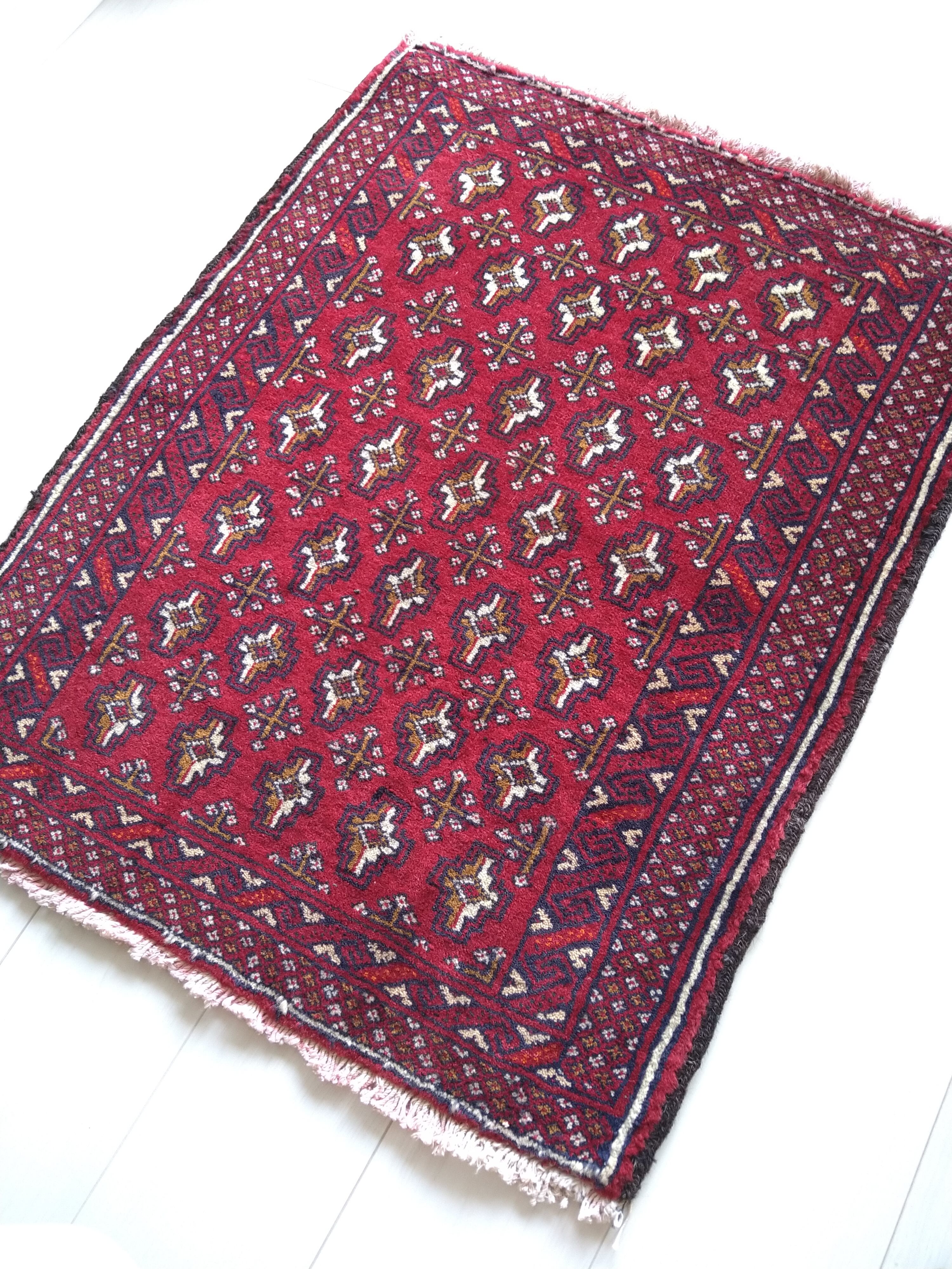 Vintage Persian Rug 105x49cm Turkmen Vivid Red ペルシャ絨毯