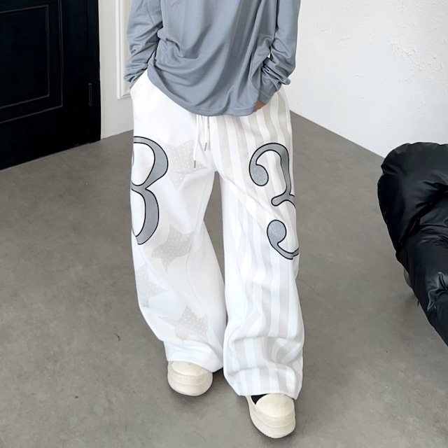 スターストライプアシンメトリーワイドラインスウェットパンツ 1col R02645