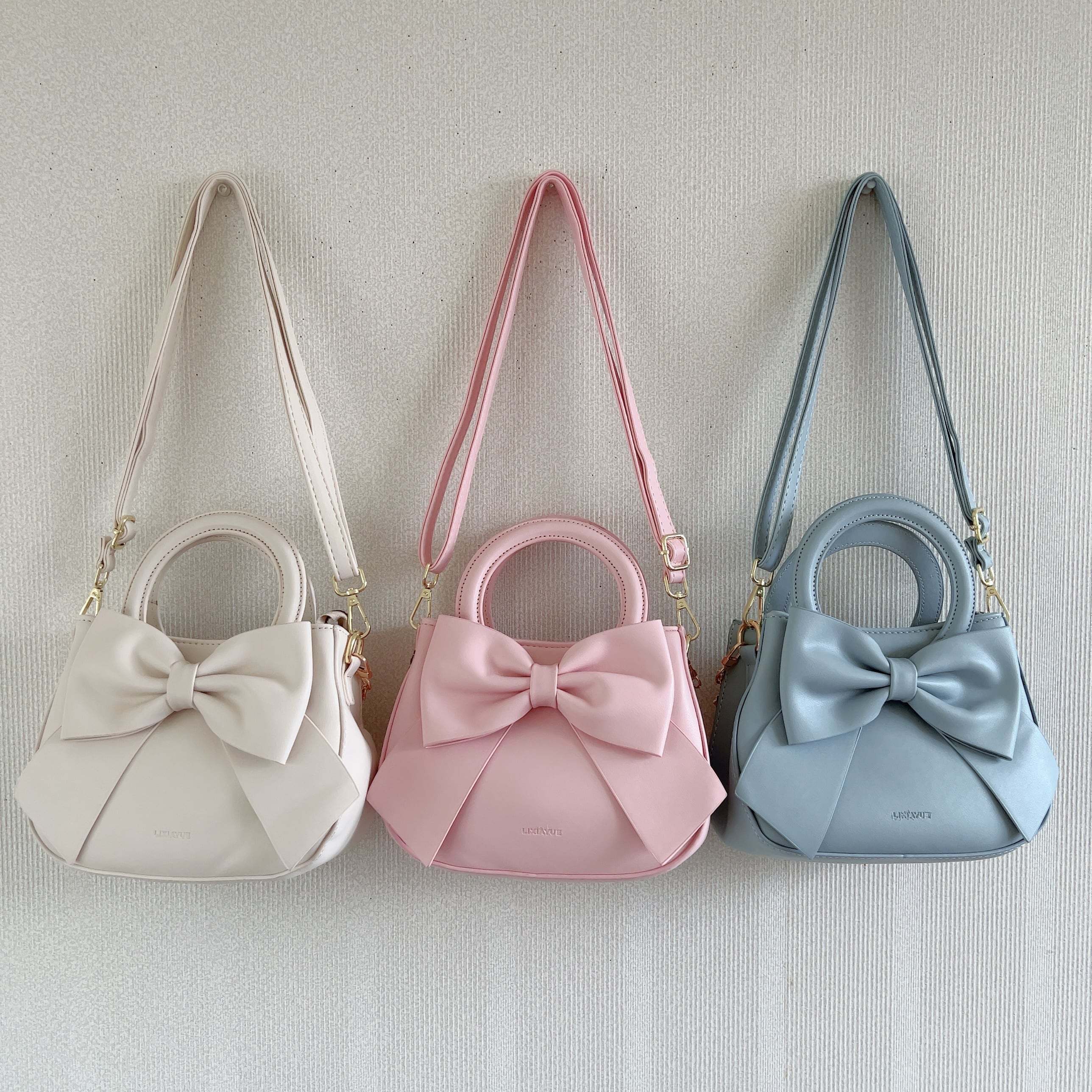 【新品】ショルダーリボンスウィムウェア Ambre Neige（アンブルネージュ）の「ショルダーリボンスイムウェア