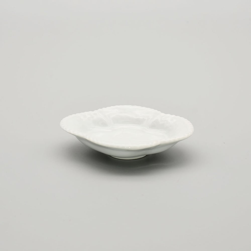 白磁 木瓜型 | 肥前吉田焼 陶磁器の与山窯