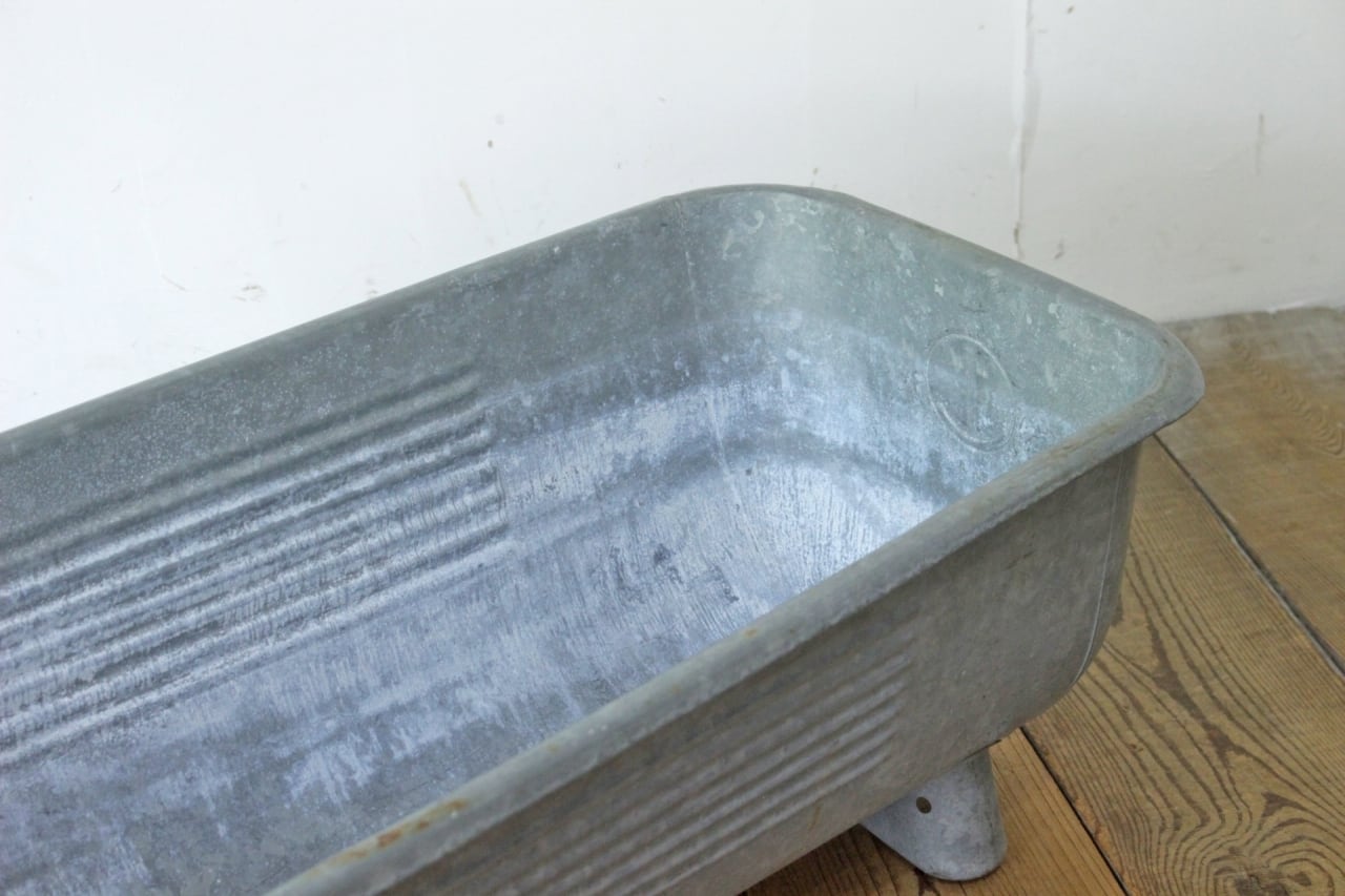 ヴィンテージ　琺瑯　ベビー　バスタブ　スタンド付き ヴィンテージ 琺瑯 ベビー バスタブ スタンド付き 【公式通販】