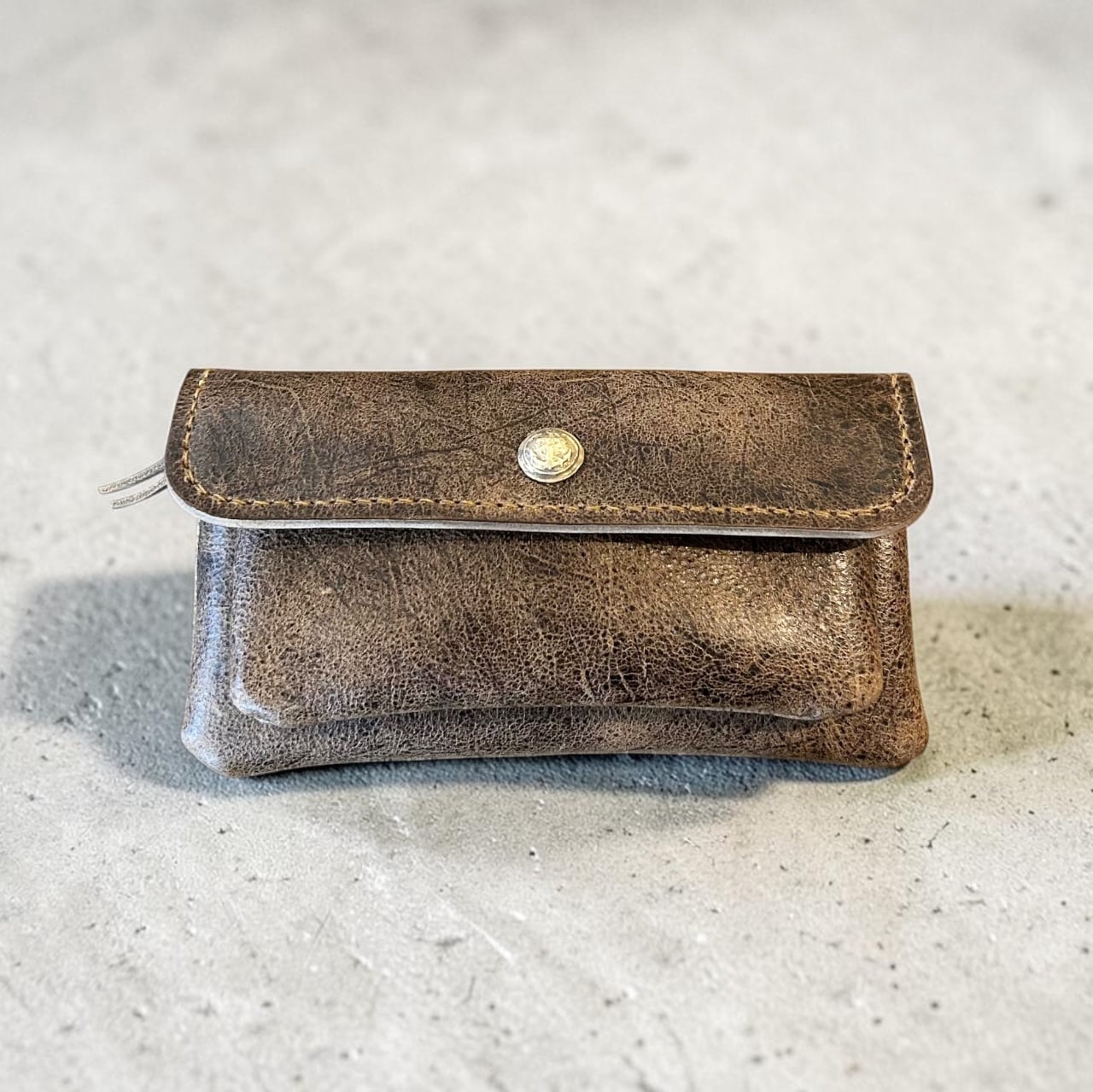 mare-wallet:kuduベージュ(クードゥーレザー財布)