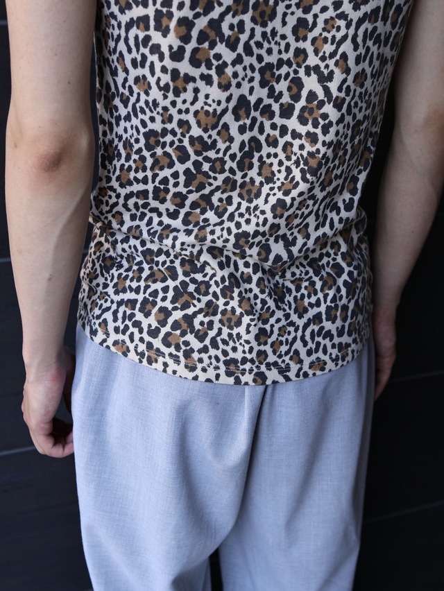 tight fit reopard top
