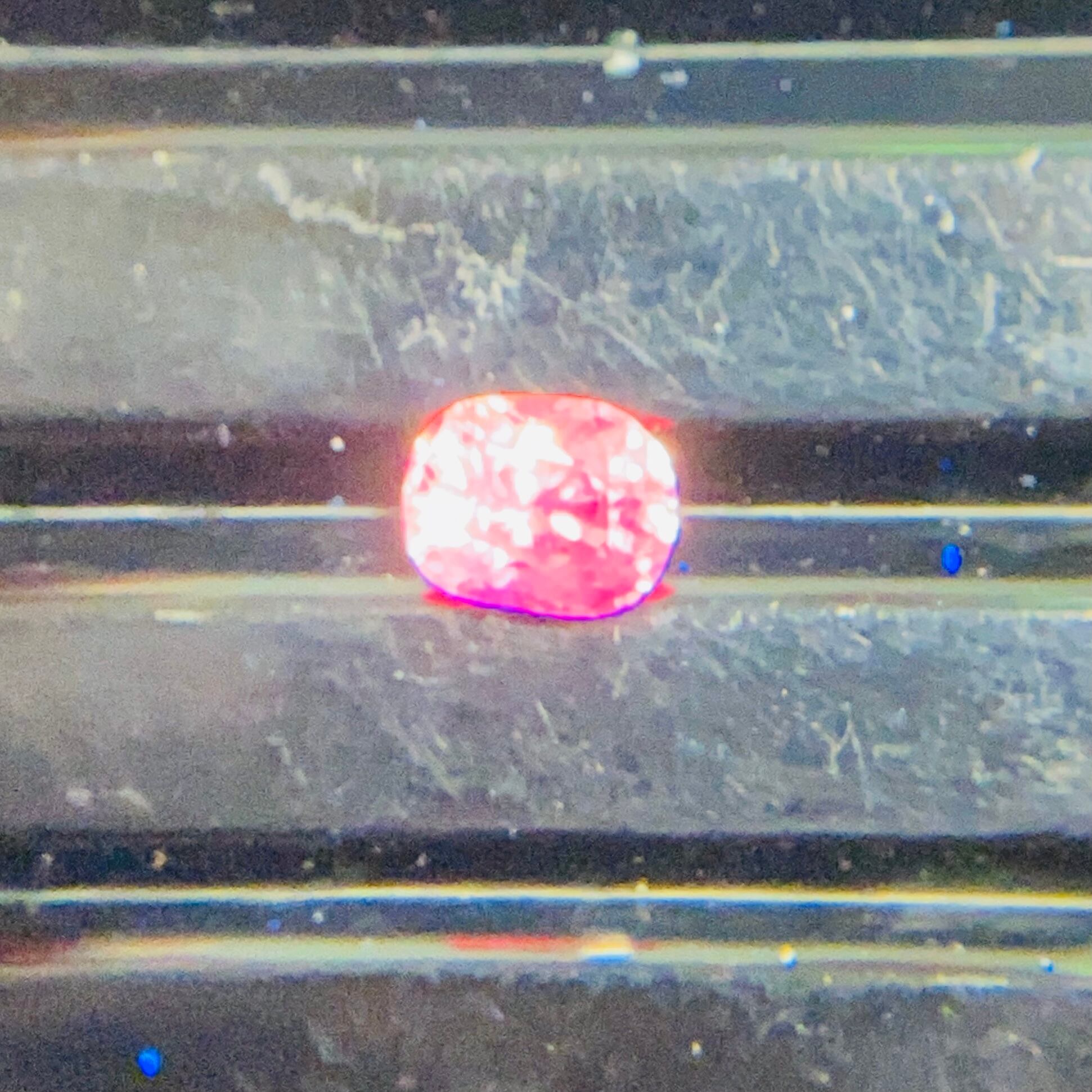 キラキラお上品なピンクサファイア