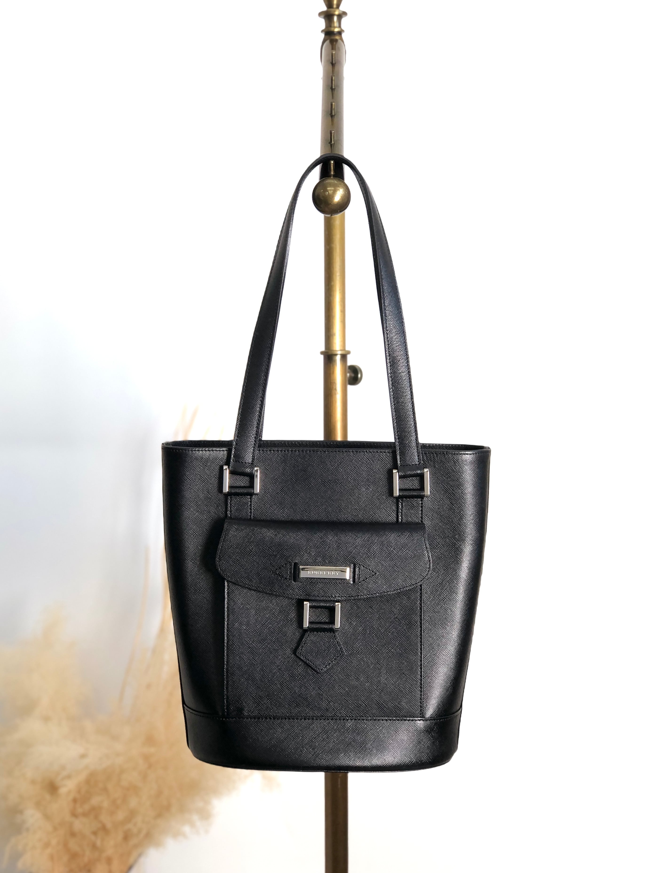 BURBERRY バーバリー トートバッグ ブラック ロゴ レザー 型押し vintage ヴィンテージ オールド ykuyii