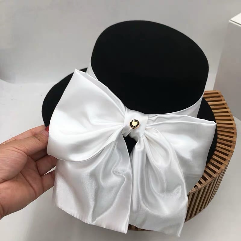 E.YAZAWA ホワイトハット 黒リボン付き