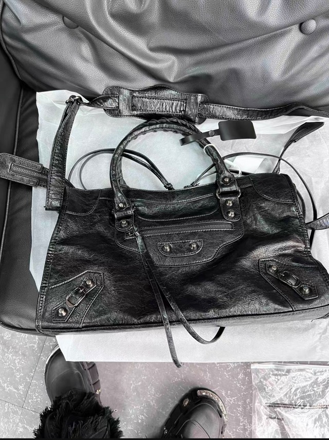 archive bondage shoulder bag y2k 00s | Juns garment service