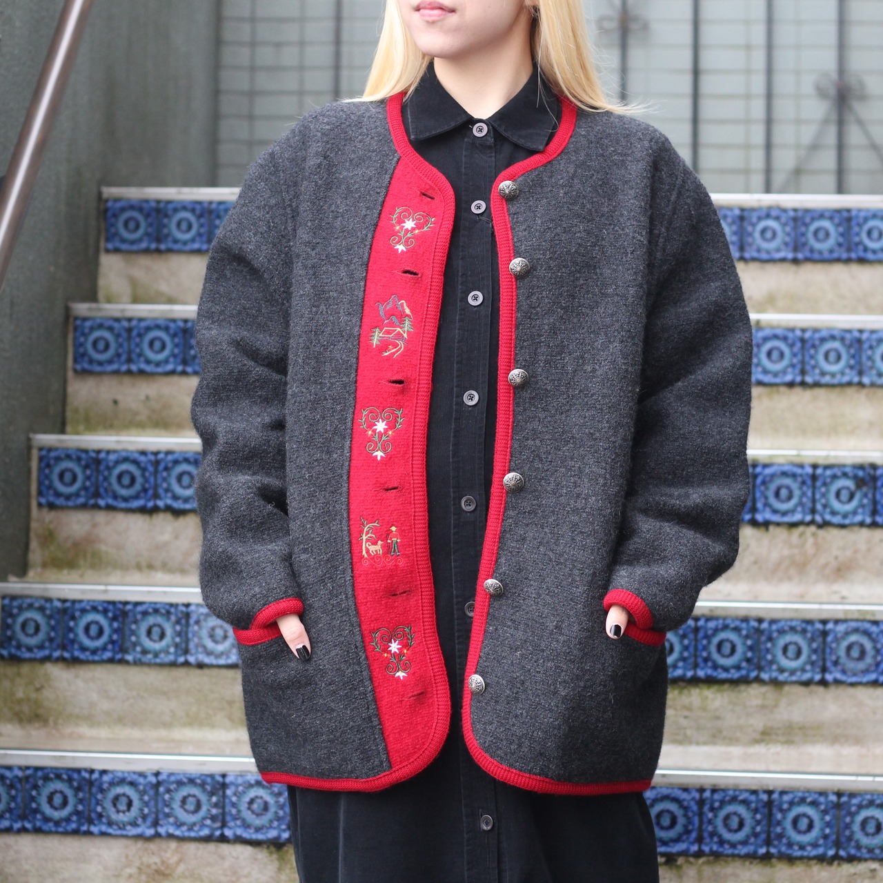 EU VINTAGE ヨーロッパ古着刺繍デザインオーバージャケット