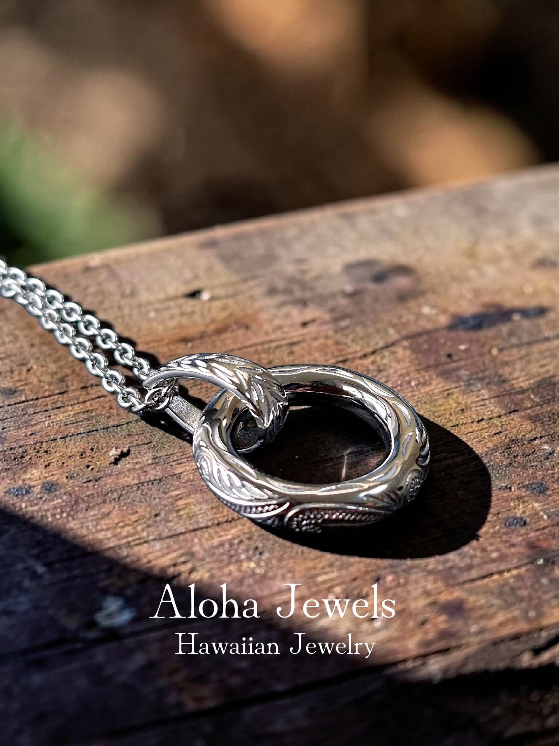 Eternal Lei Wave Scroll Necklace – ハワイアンジュエリー ネックレス