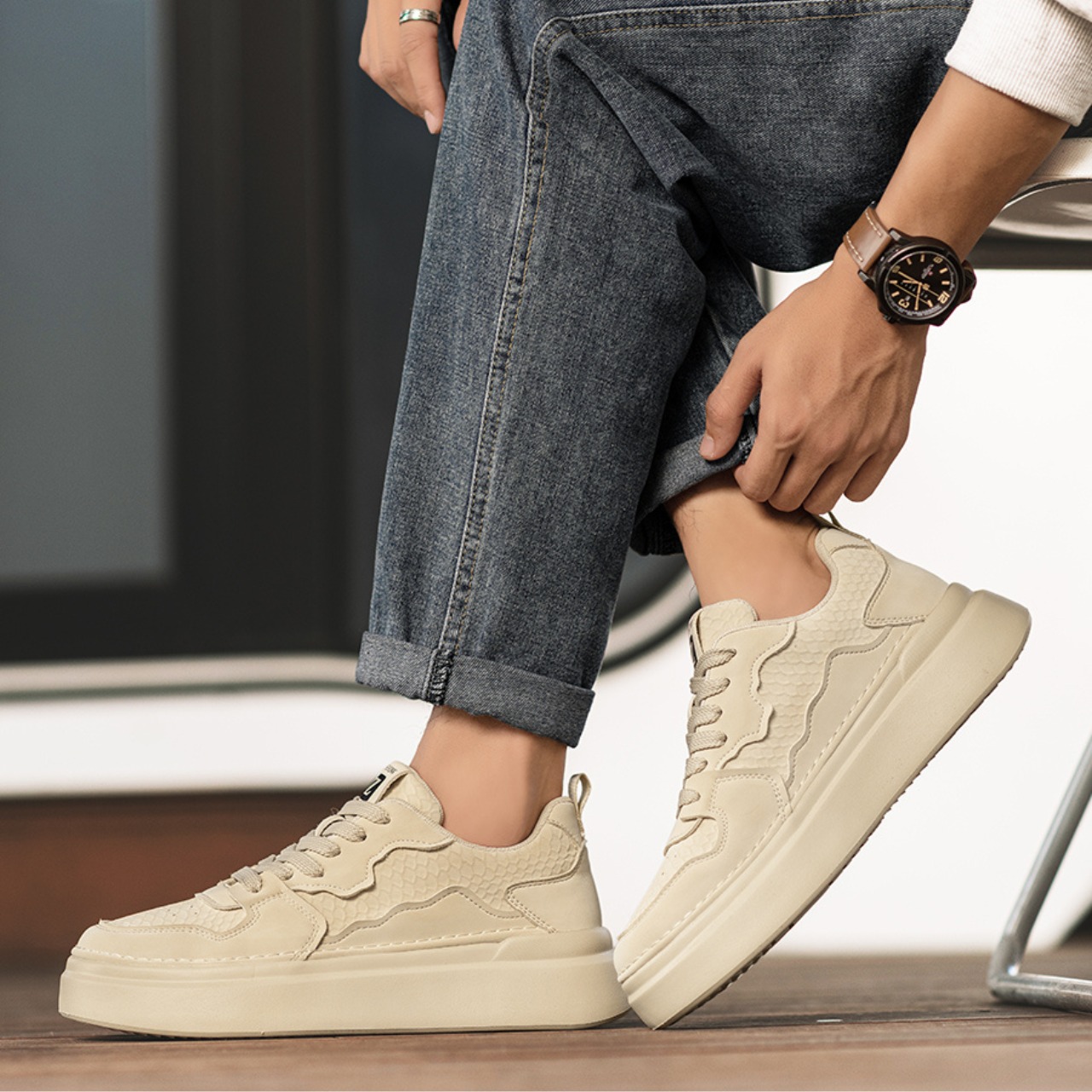 ラウンドトゥスニーカー af0170