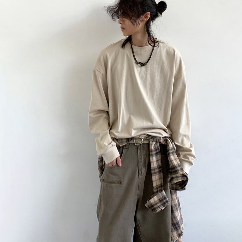 jiwuusシンプルな無地長袖Tシャツ