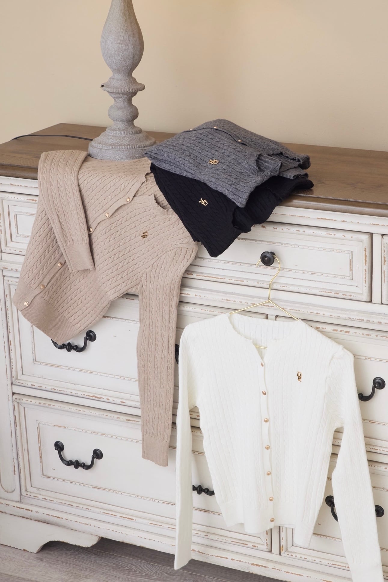 DR rib knit cardigan